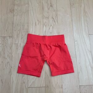 Oneractive enhance lift seamless short